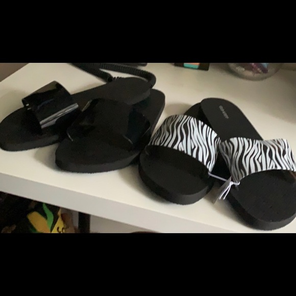 Old Navy Shoes - Women’s Old Navy Fashion Slides 11 bundle deal